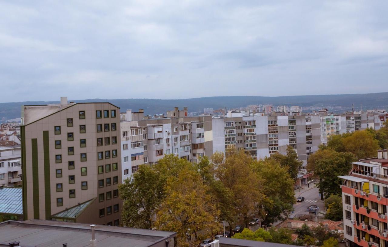 Синьо Лято Varna Exterior photo